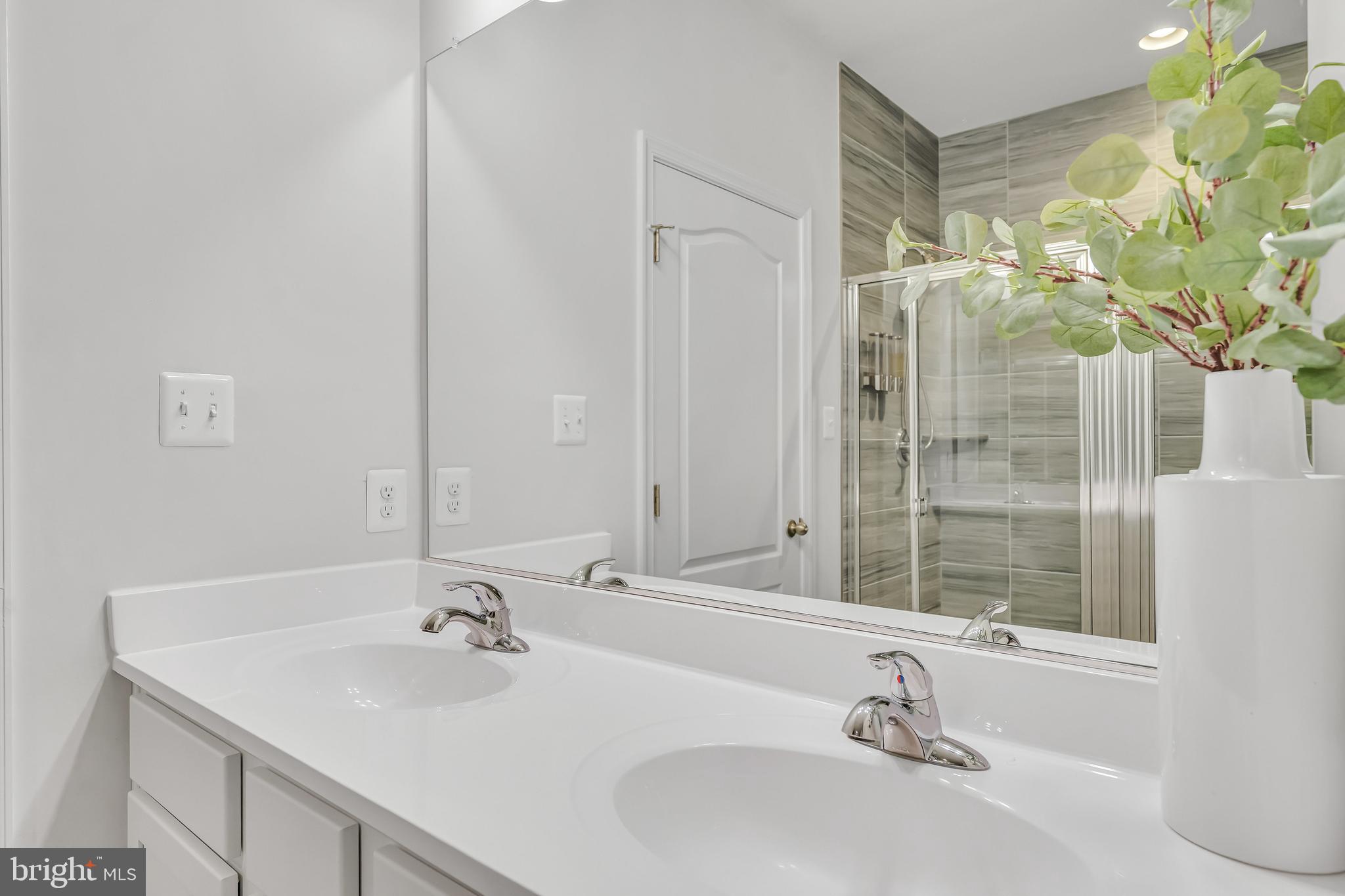 JEFFERSON PLACE - Residential