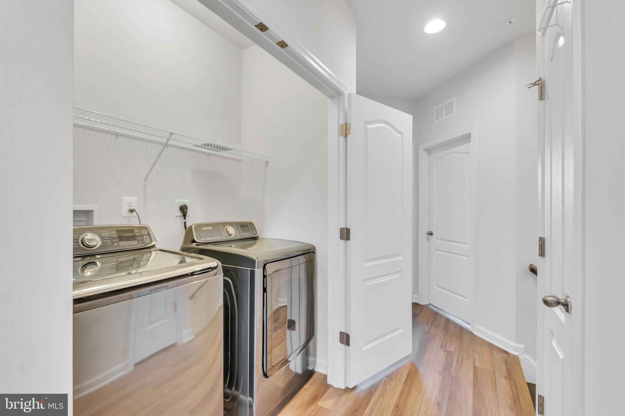 JEFFERSON PLACE - Residential