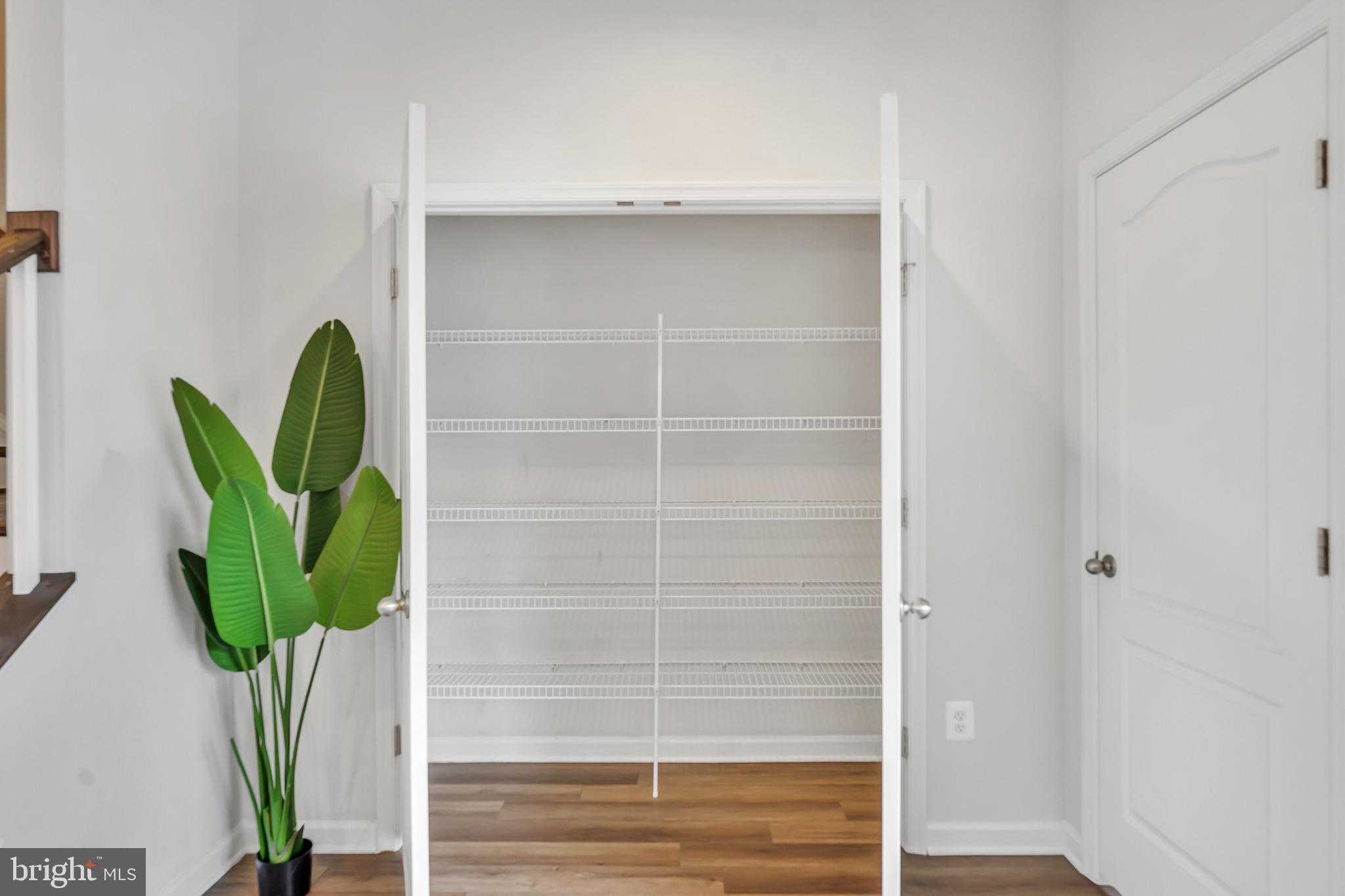 JEFFERSON PLACE - Residential