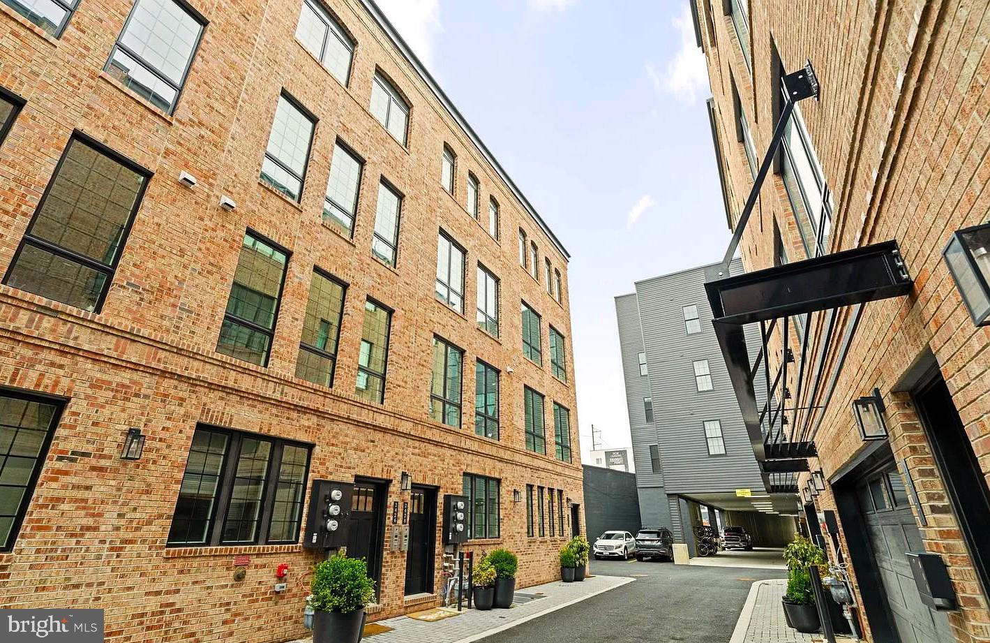 GRADUATE HOSPITAL - Residential