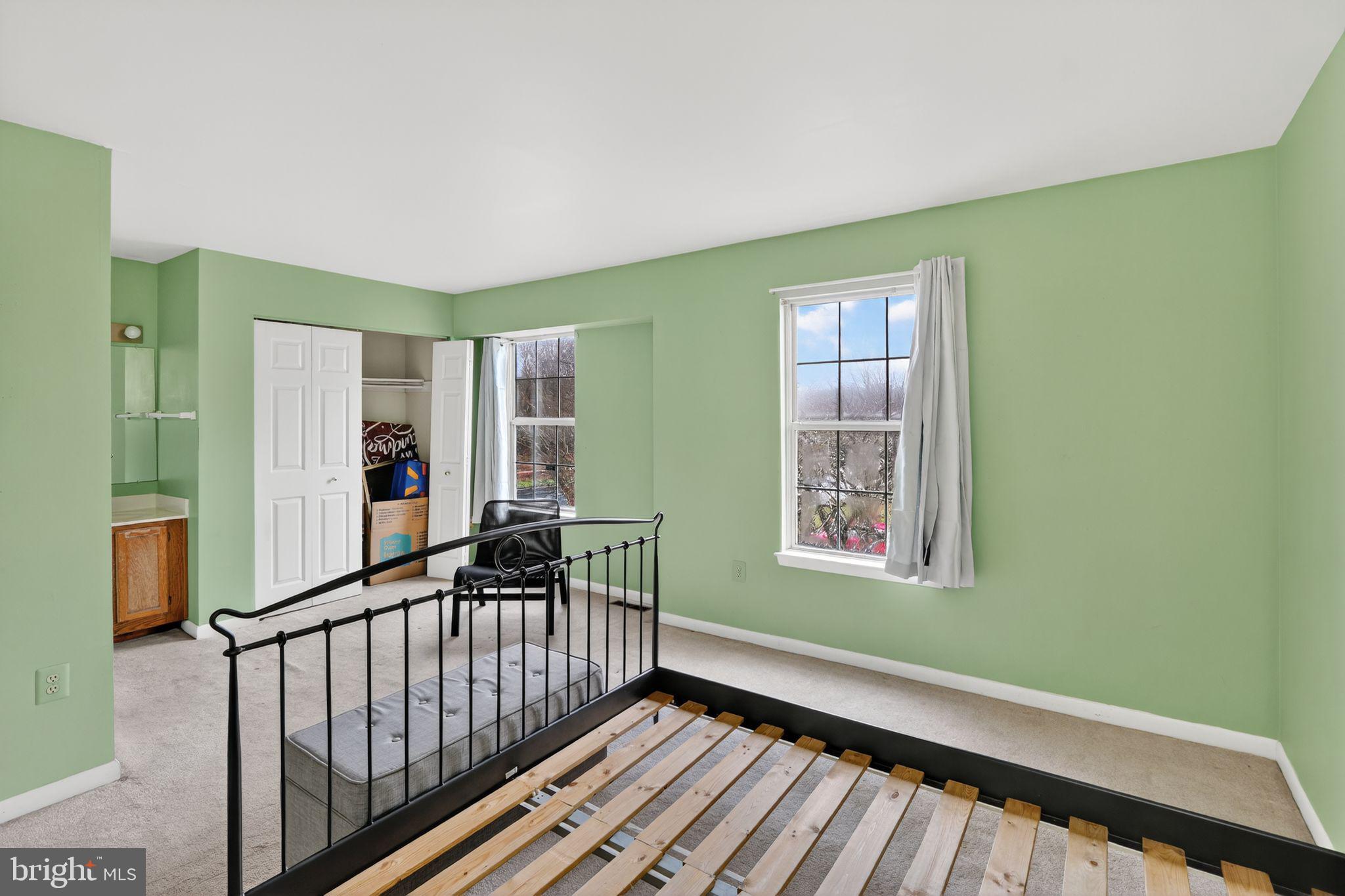 DALE CITY - Residential