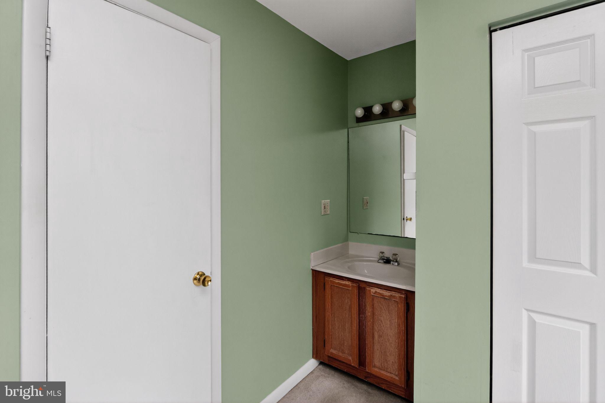 DALE CITY - Residential