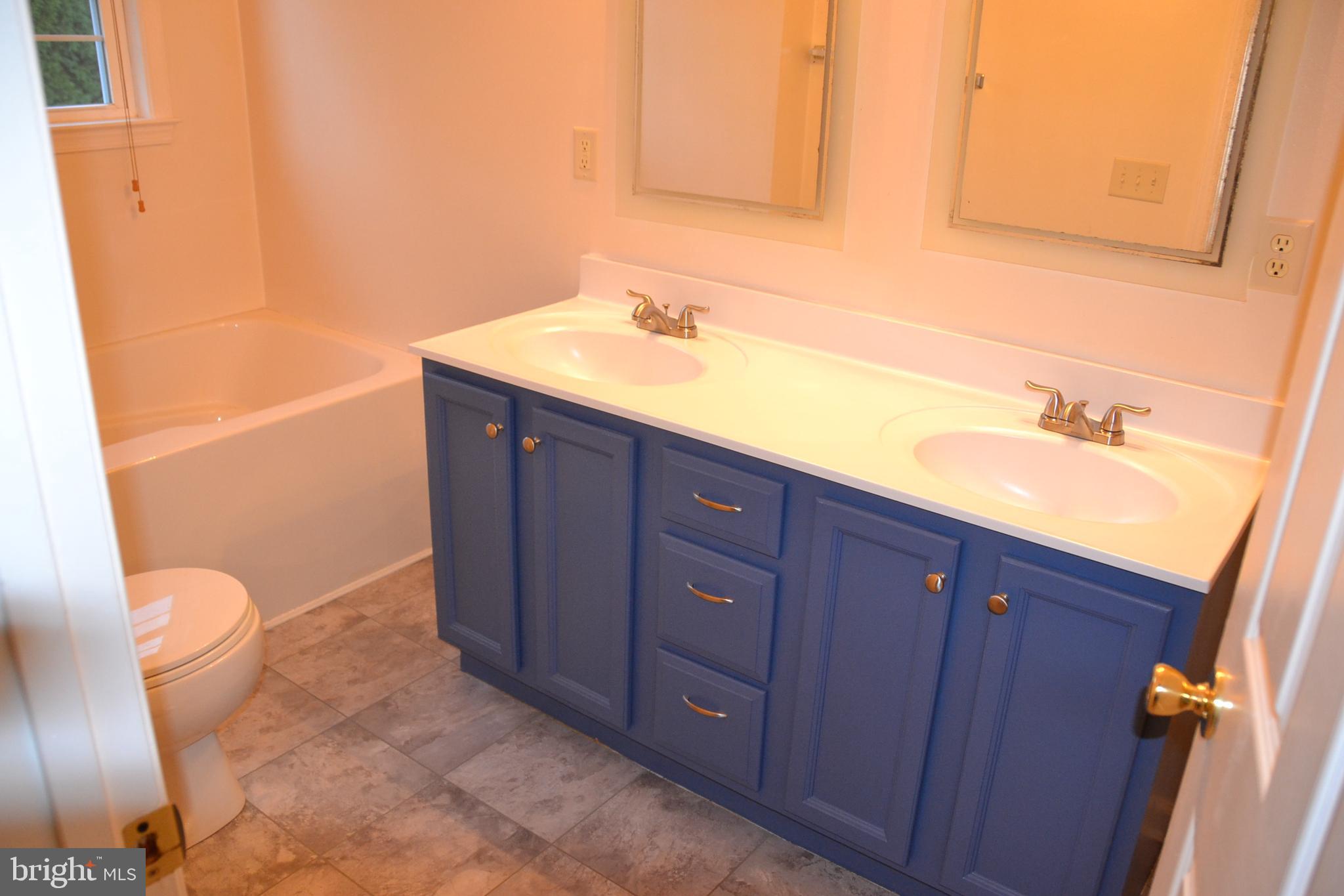 SOMERSET LANDING - Residential