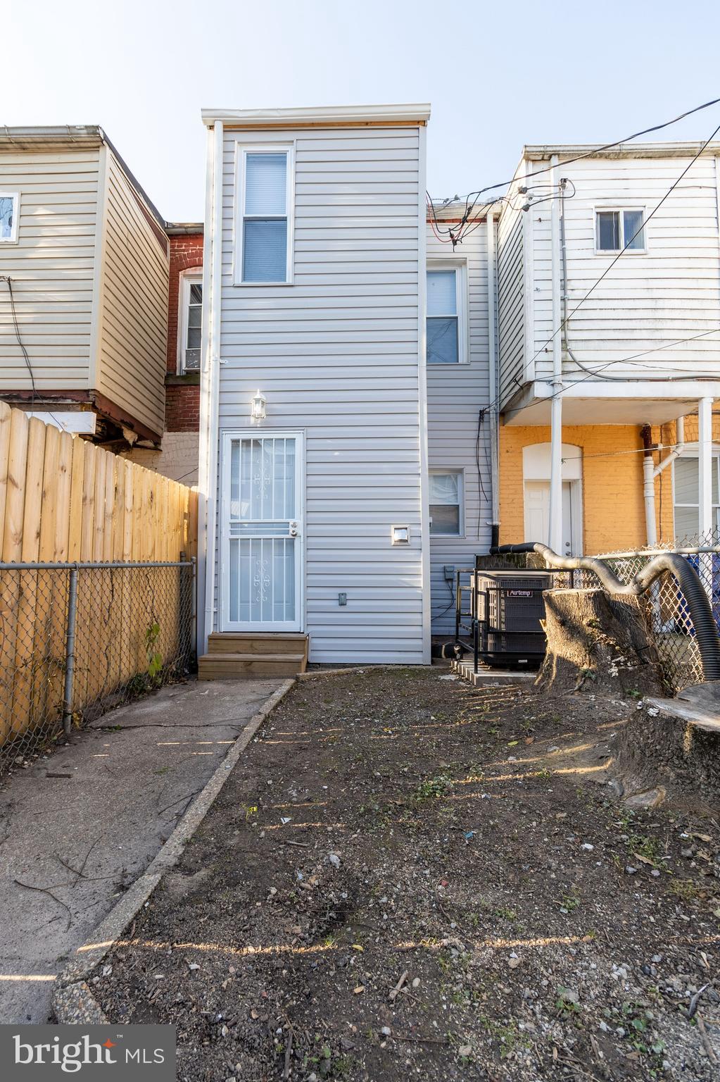 STEWART HILL - Residential Lease