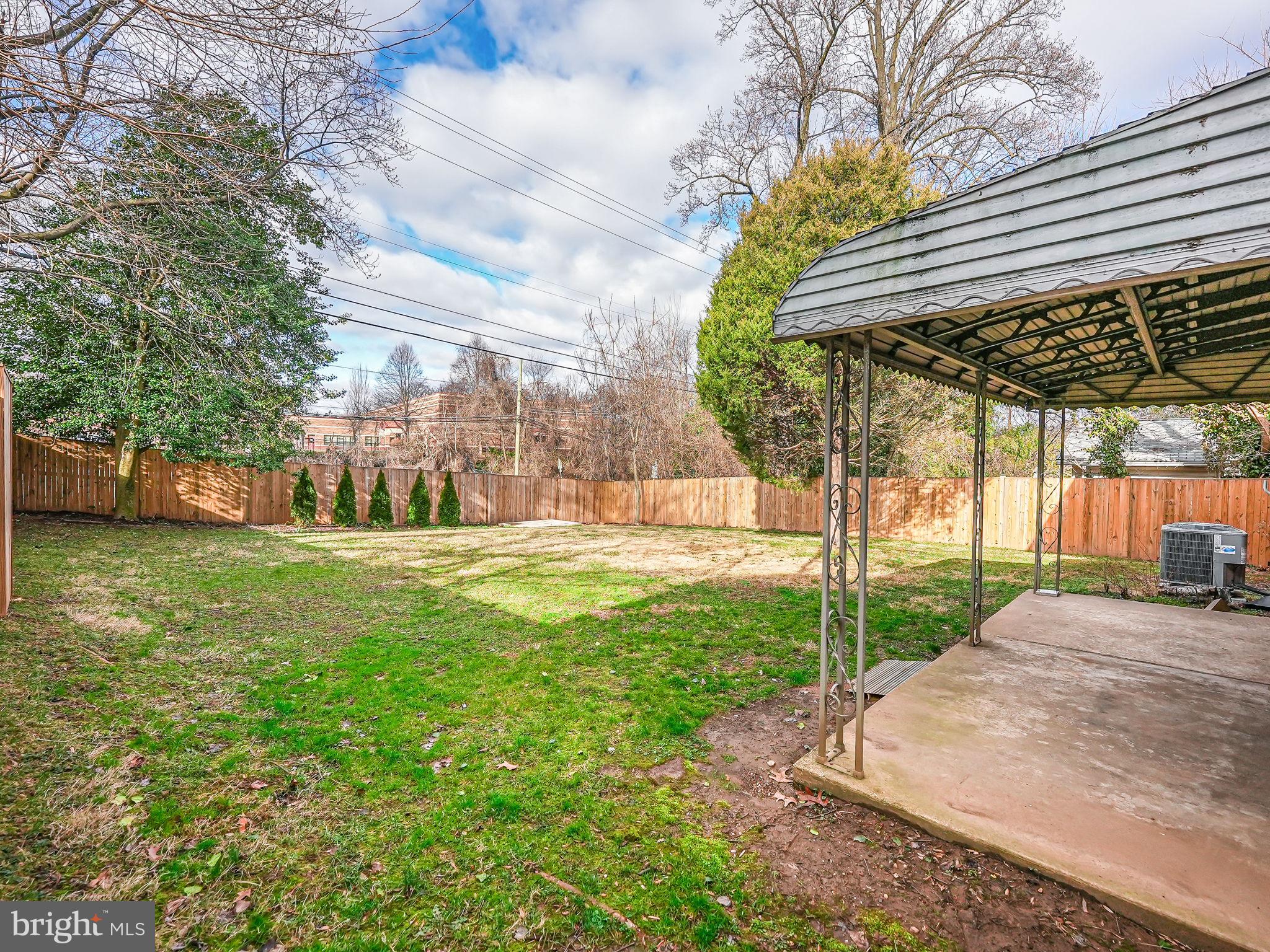 NEWPORT HILLS - Residential