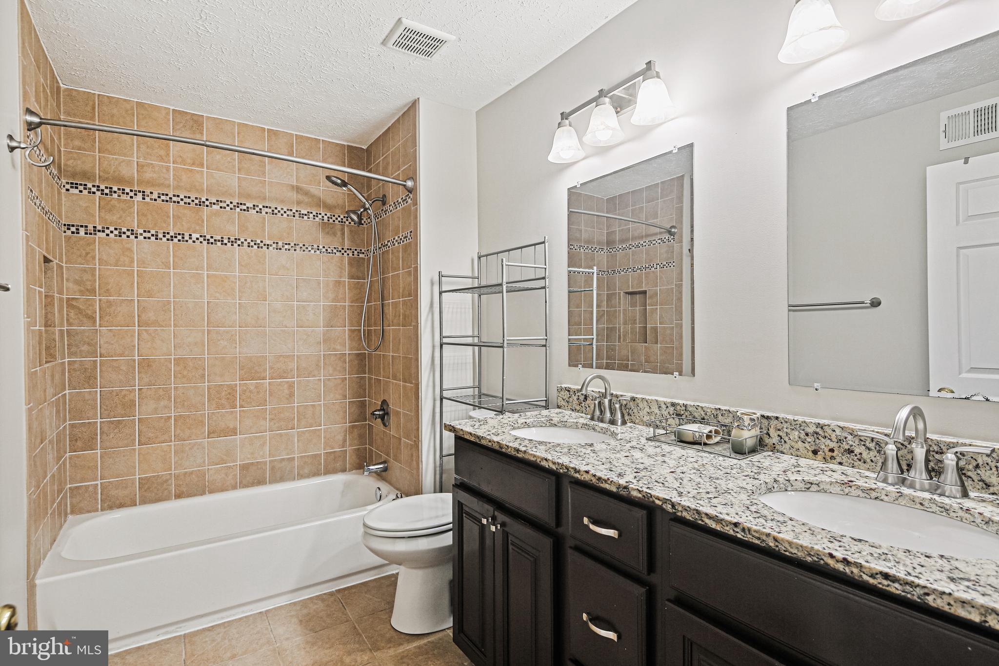 BRANTWOOD AT WHITEMARSH - Residential Lease