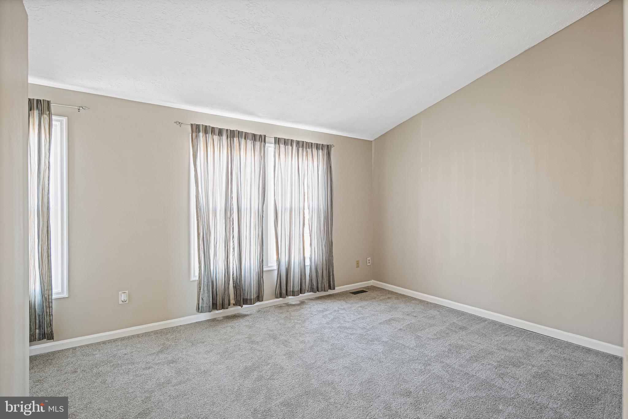 BRANTWOOD AT WHITEMARSH - Residential Lease