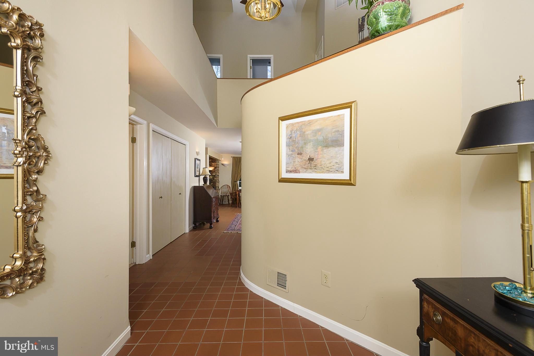 HOBBITS GLEN - Residential