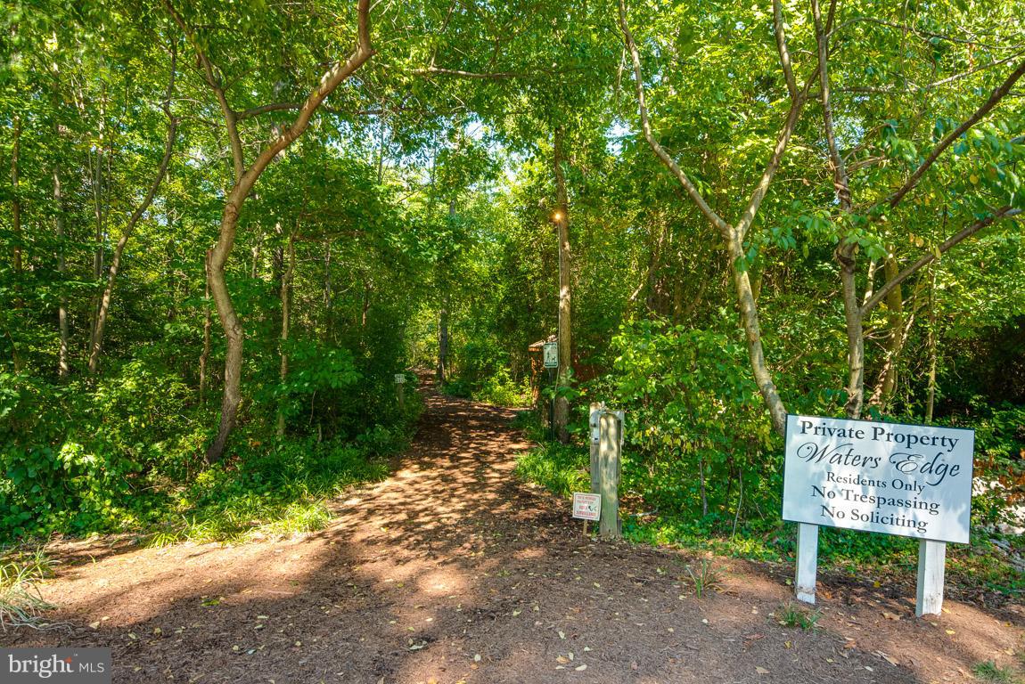 WOODS LANDING - Residential