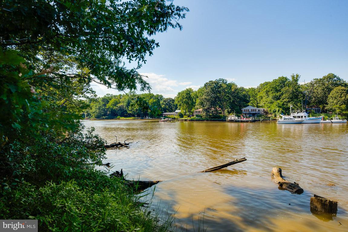 WOODS LANDING - Residential