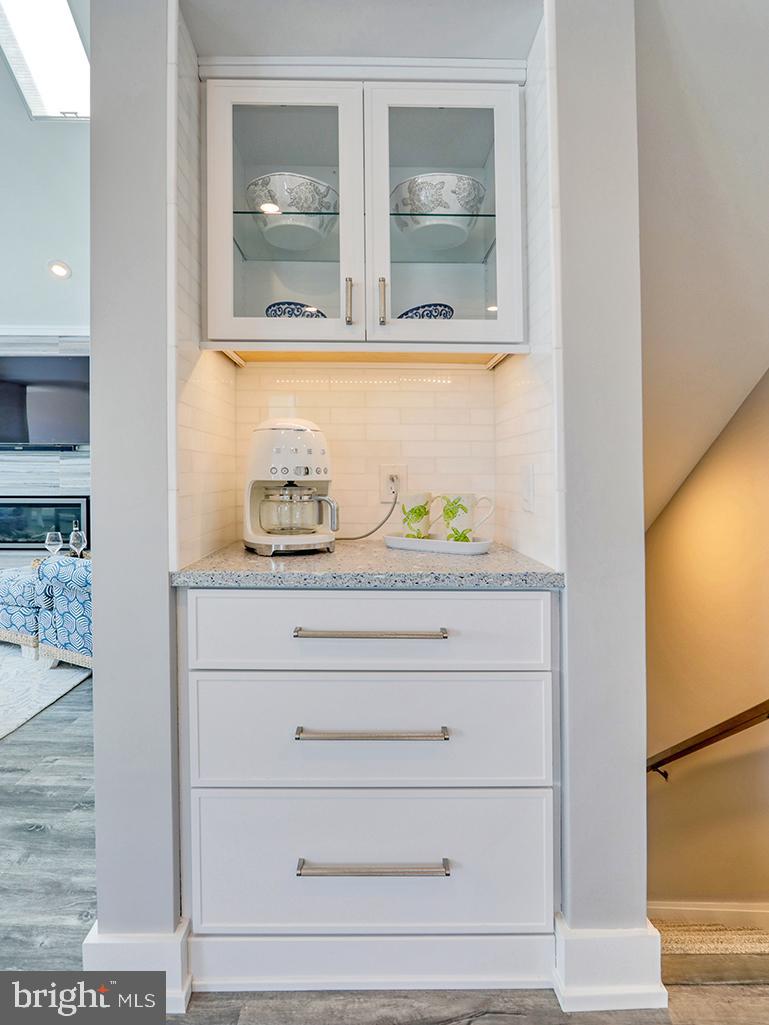 CAPE WINDSOR - Residential