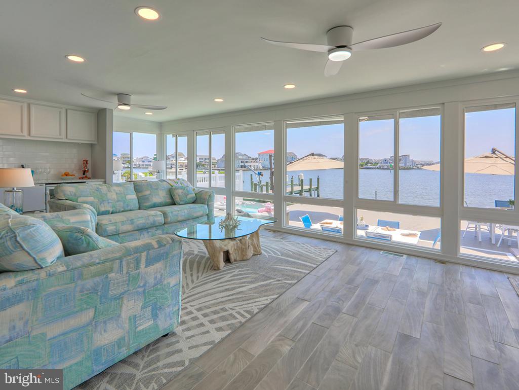 CAPE WINDSOR - Residential