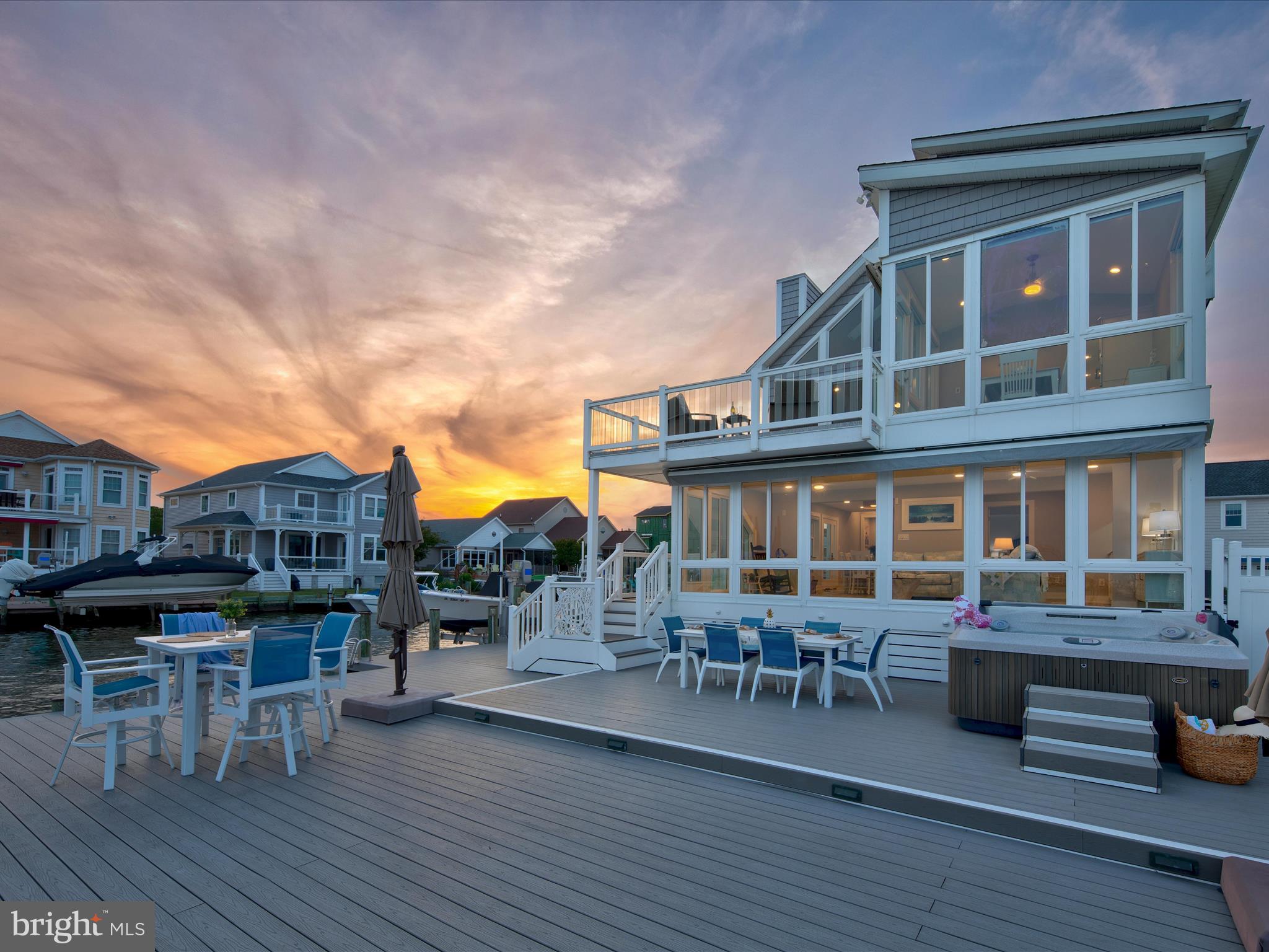 CAPE WINDSOR - Residential