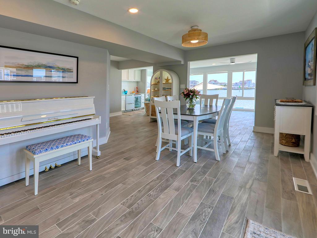 CAPE WINDSOR - Residential