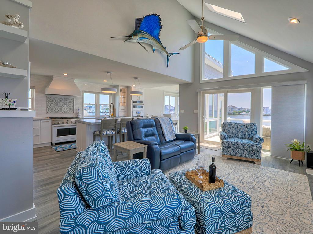 CAPE WINDSOR - Residential