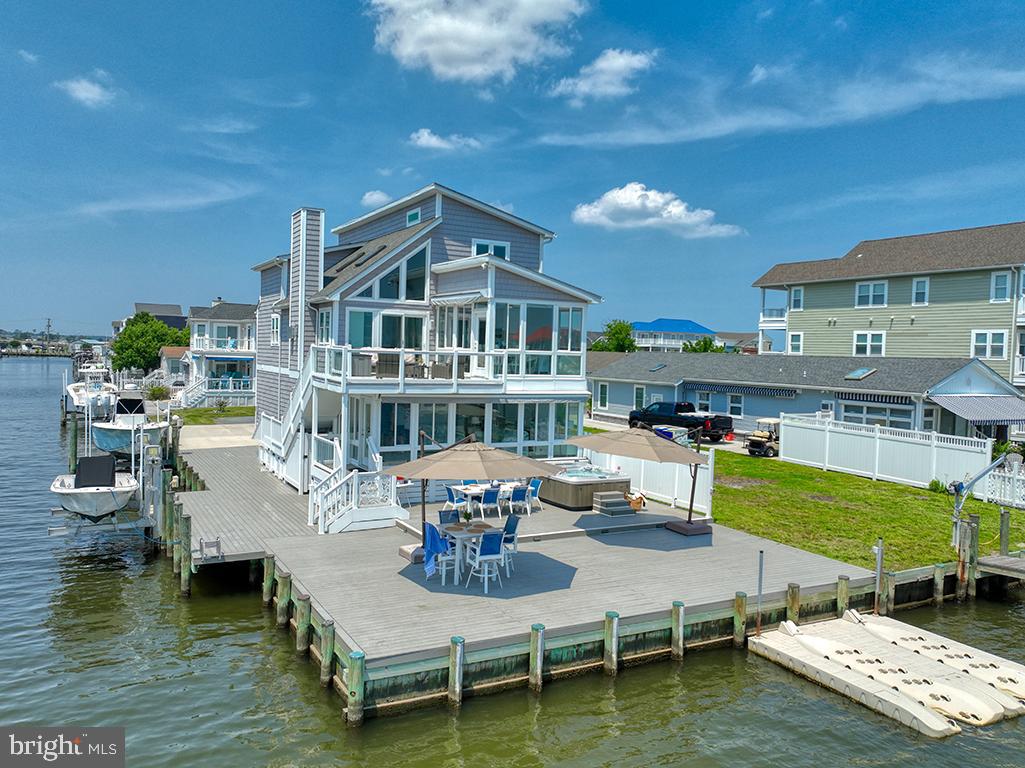 CAPE WINDSOR - Residential