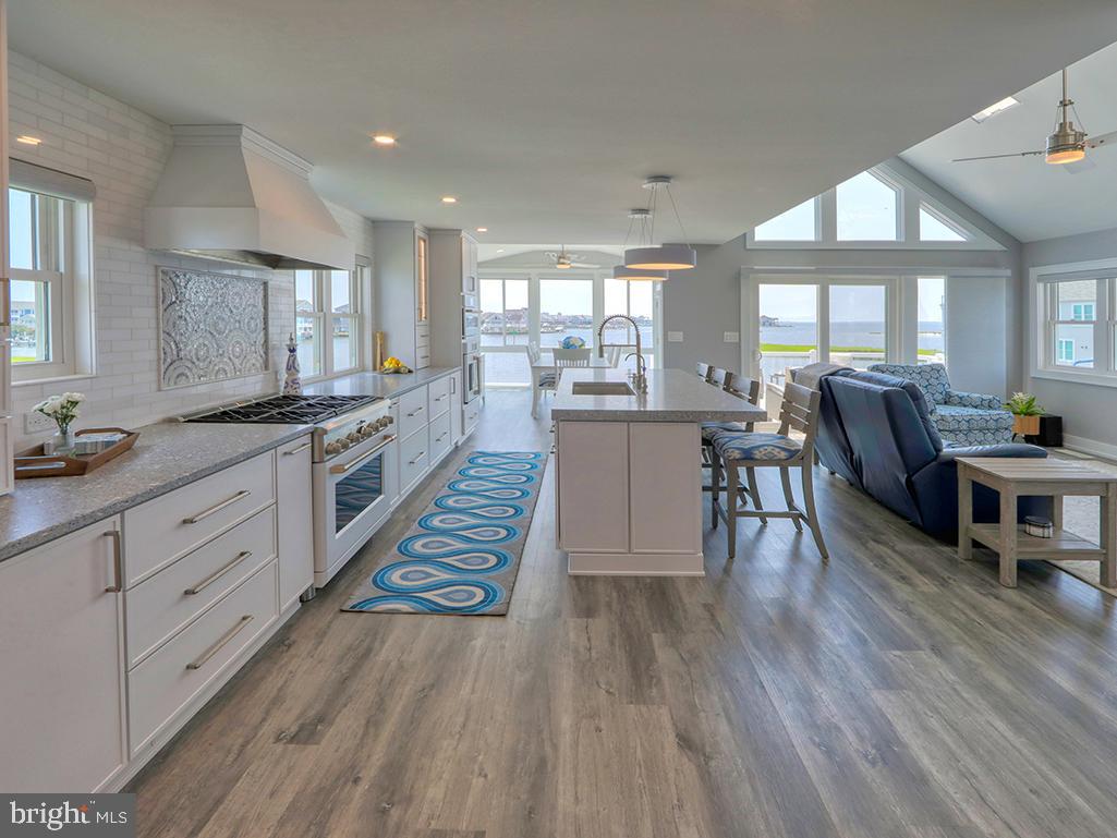 CAPE WINDSOR - Residential