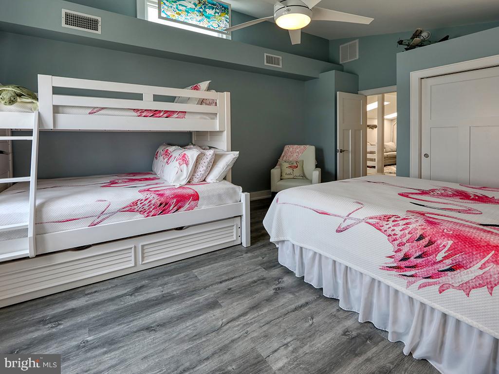 CAPE WINDSOR - Residential