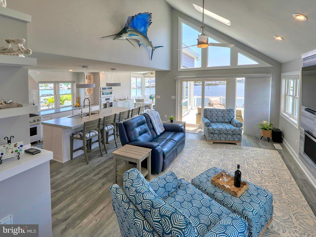 CAPE WINDSOR - Residential