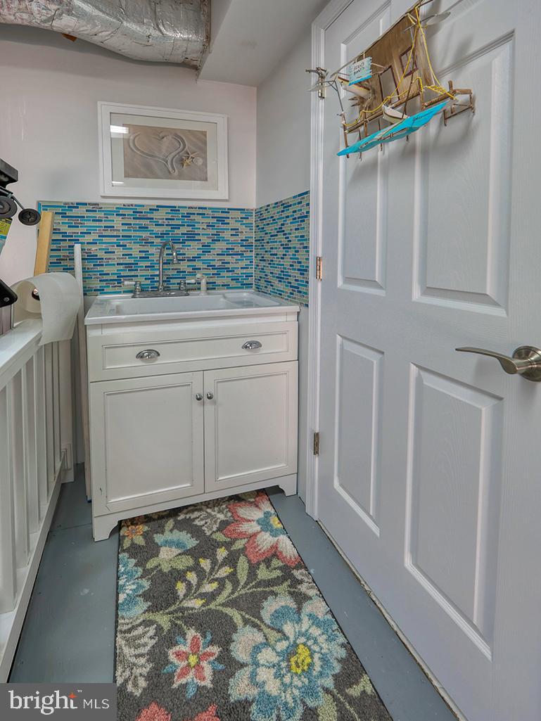 CAPE WINDSOR - Residential