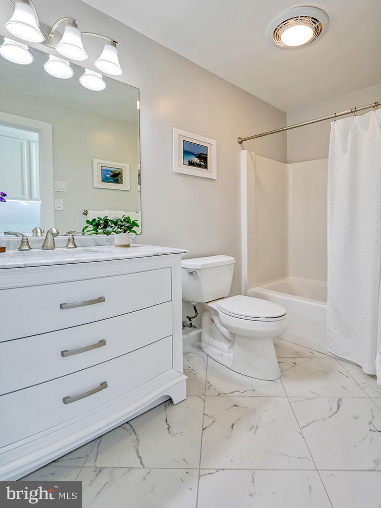 CAPE WINDSOR - Residential