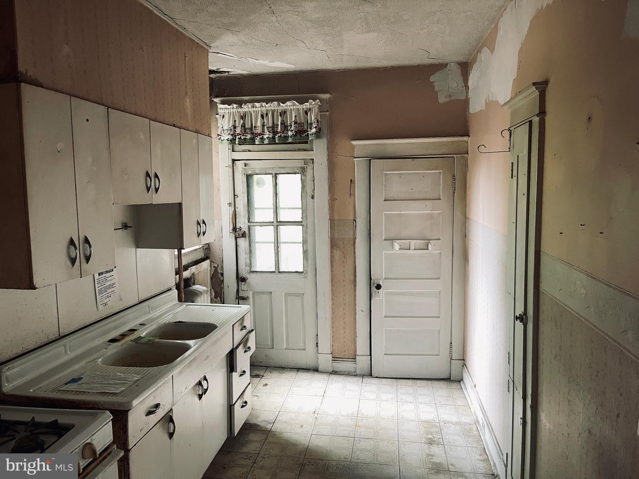 HANLON - Residential Income