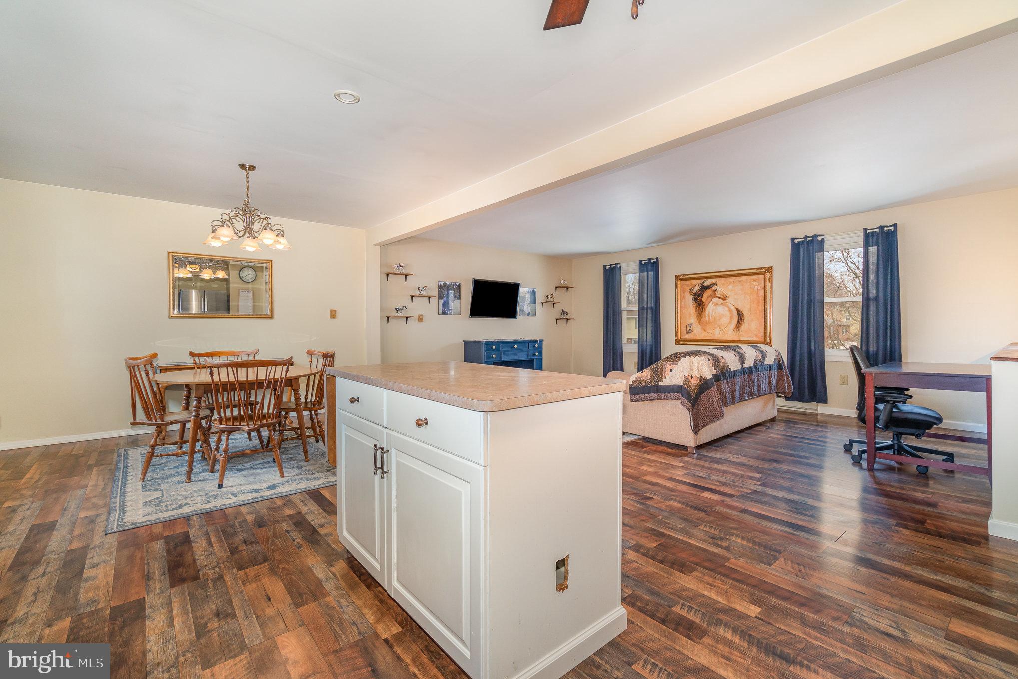 CHEVY TERRACE - Residential