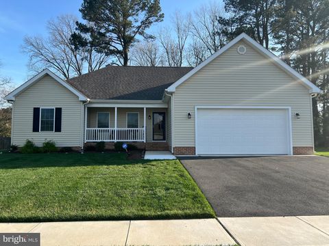 Homes For Sale - 30443 Manor Drive<br/> Somerset County, PRINCESS ANNE, MD 21853