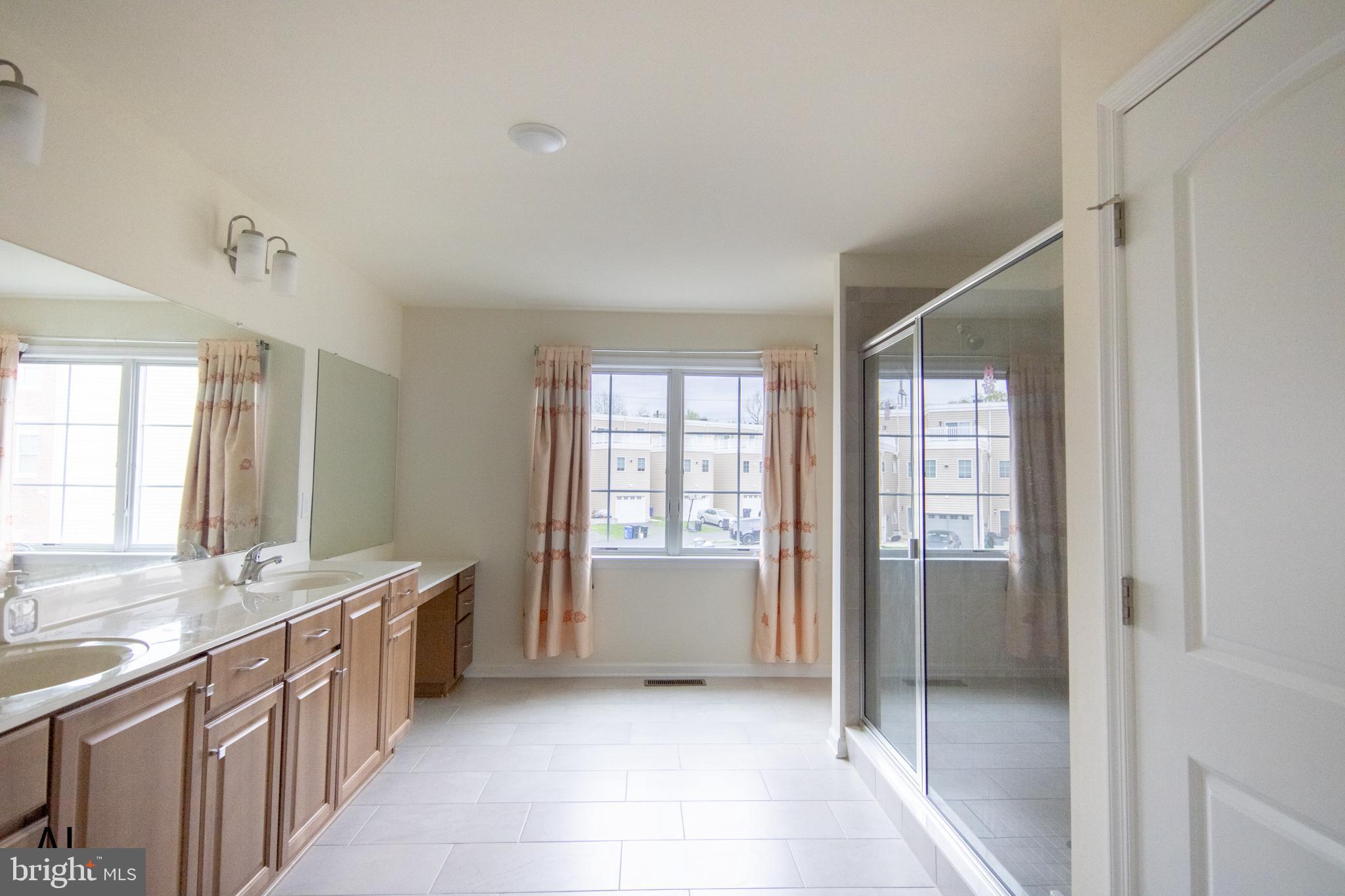 SIENA PLACE - Residential