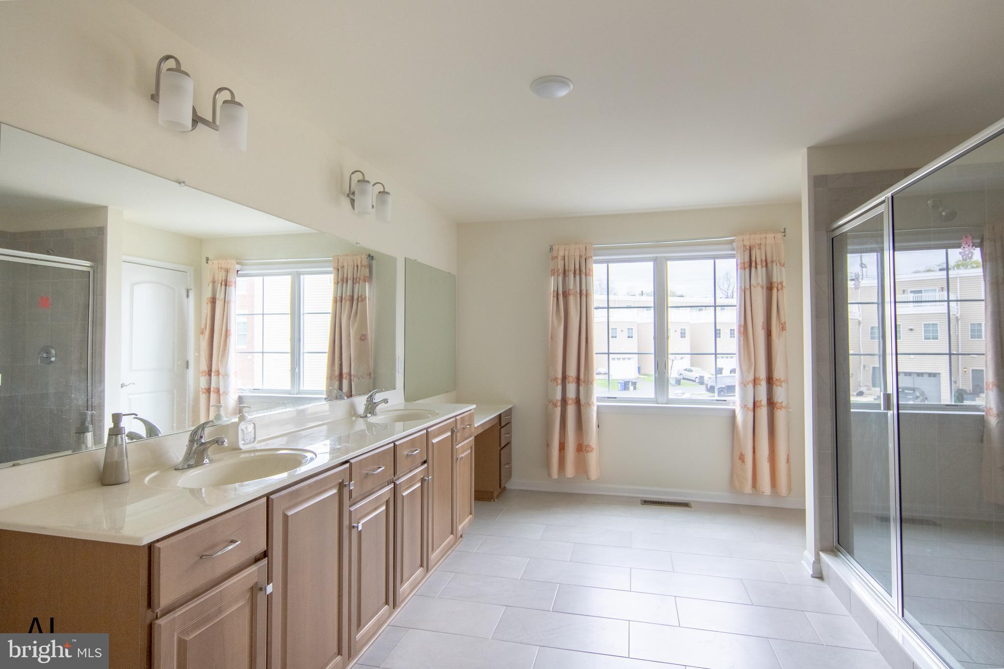 SIENA PLACE - Residential