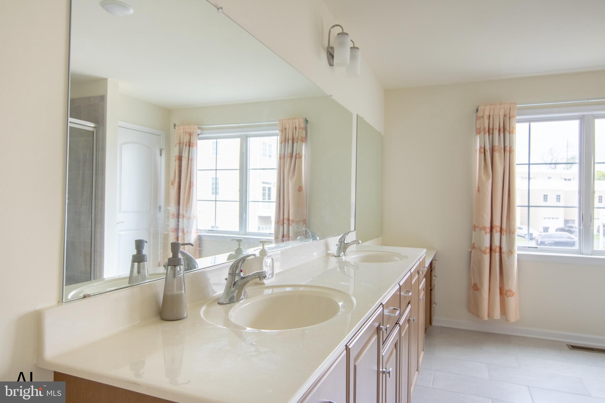 SIENA PLACE - Residential