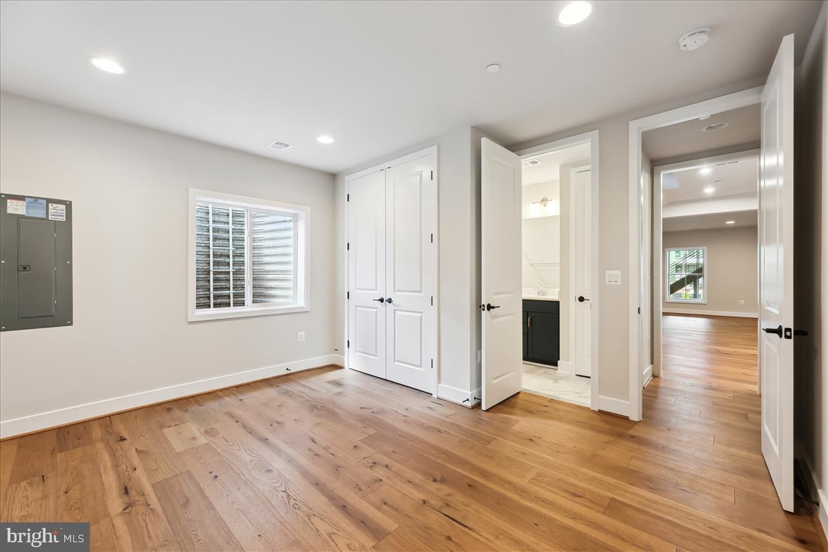 AMALYN - Residential