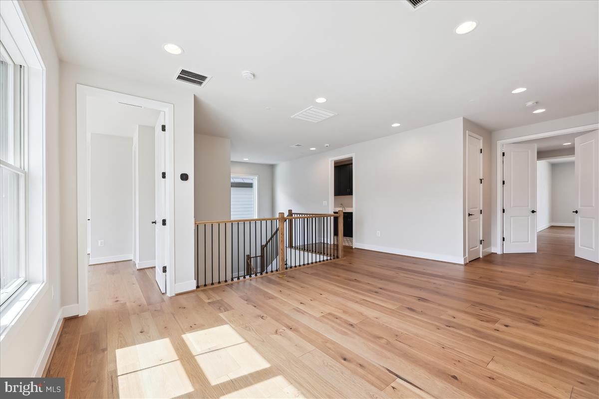 AMALYN - Residential