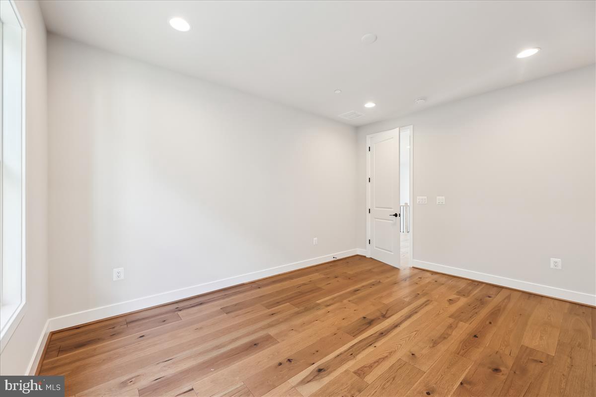 AMALYN - Residential