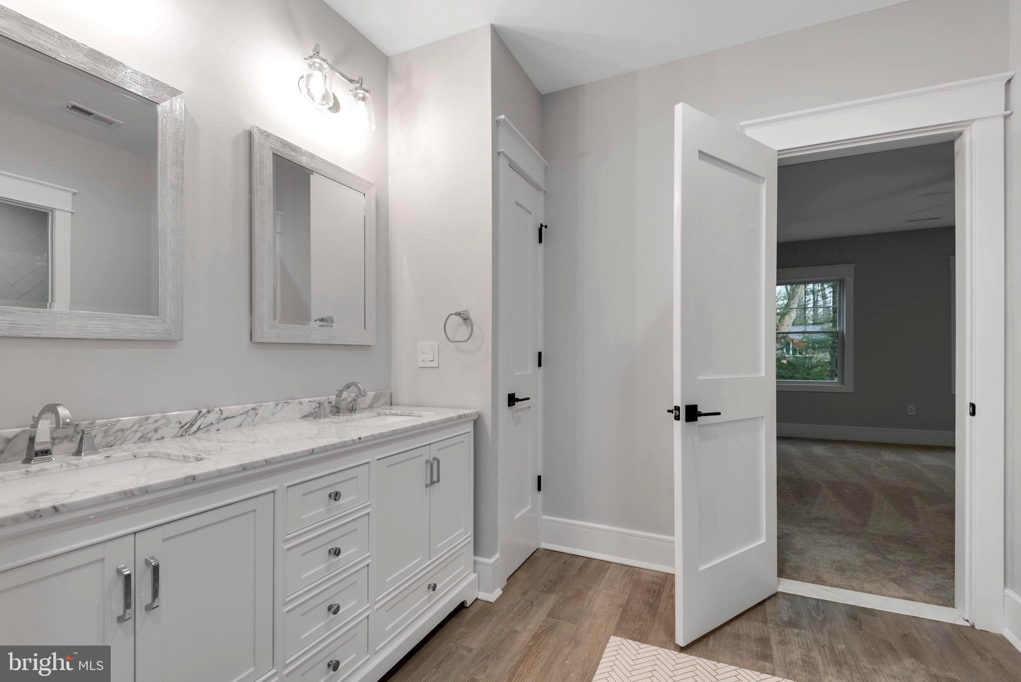 STRAFFORD VILLAGE - Residential