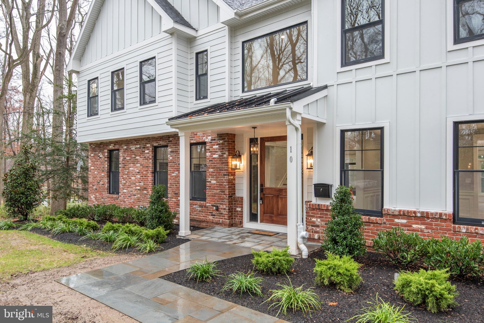 STRAFFORD VILLAGE - Residential