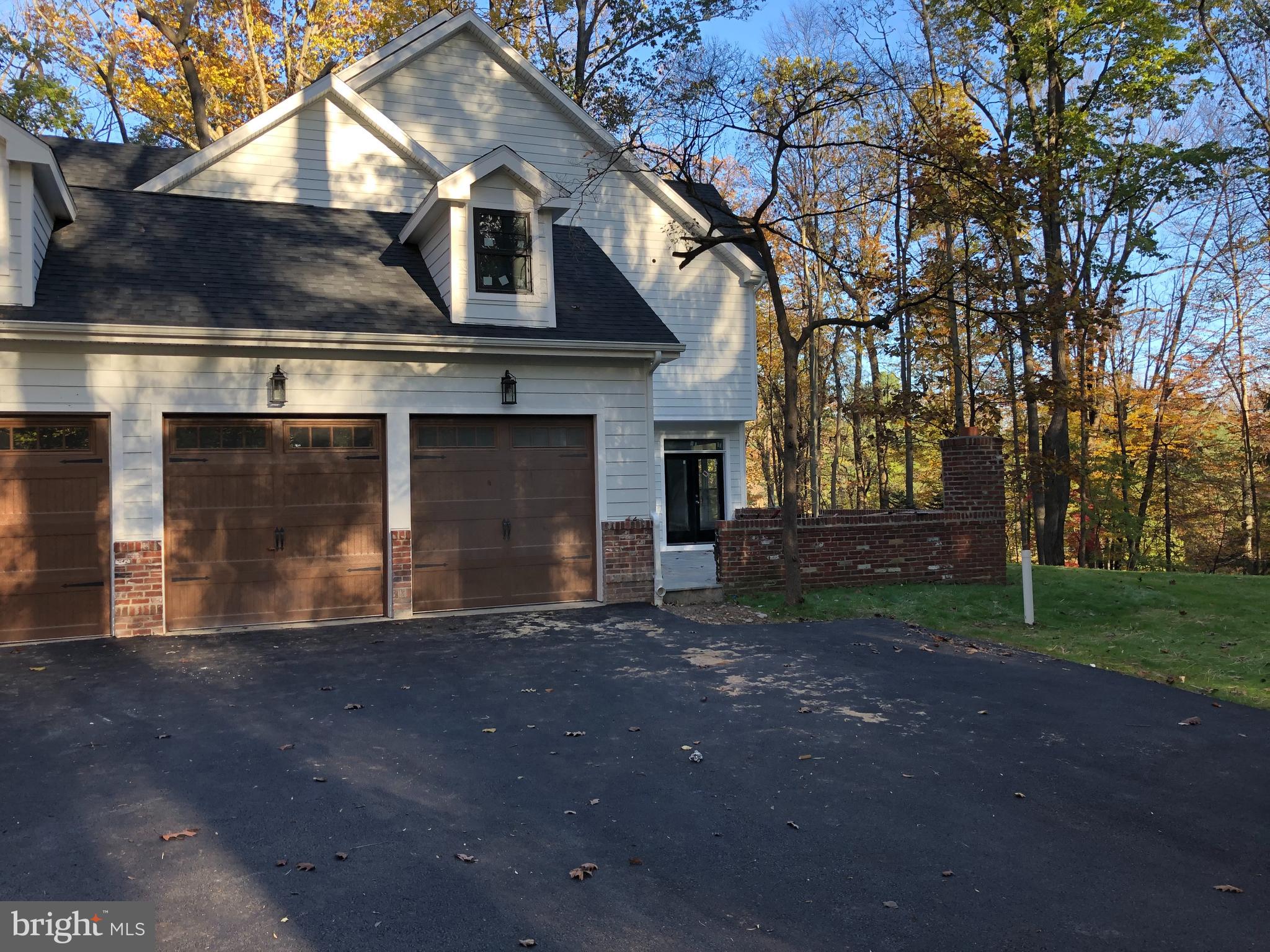 STRAFFORD VILLAGE - Residential