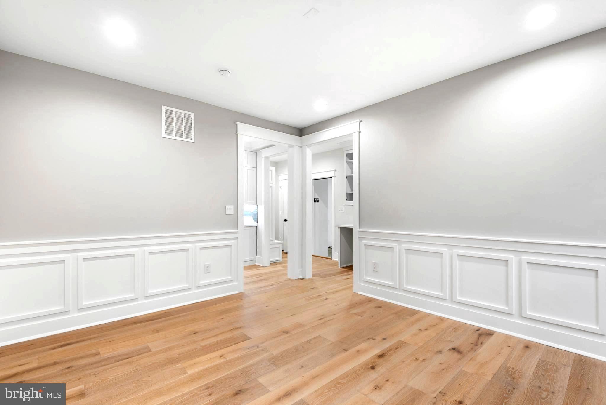 STRAFFORD VILLAGE - Residential