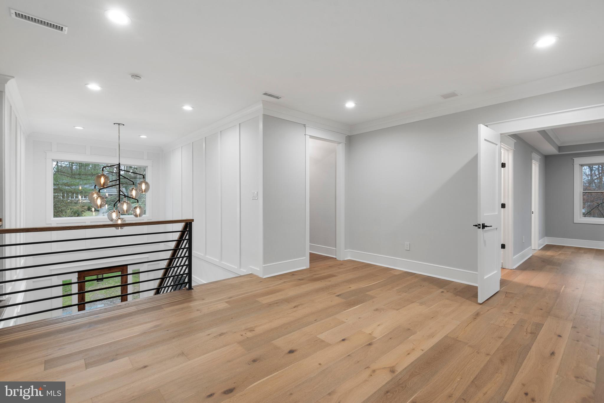 STRAFFORD VILLAGE - Residential