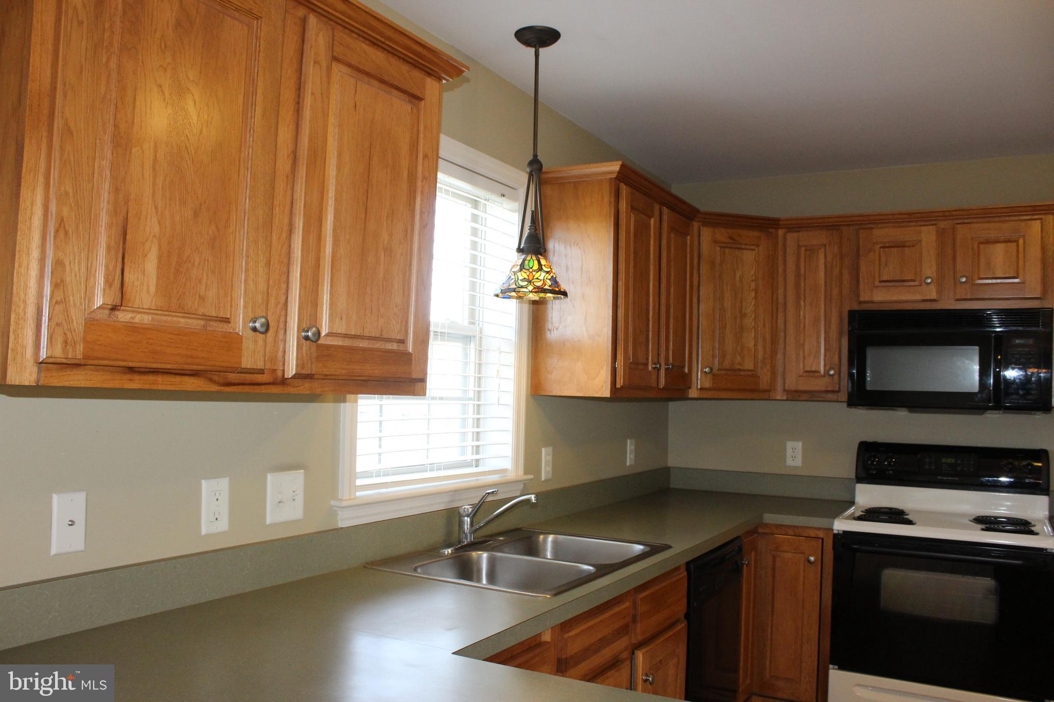 CHELSEA MANOR - Residential