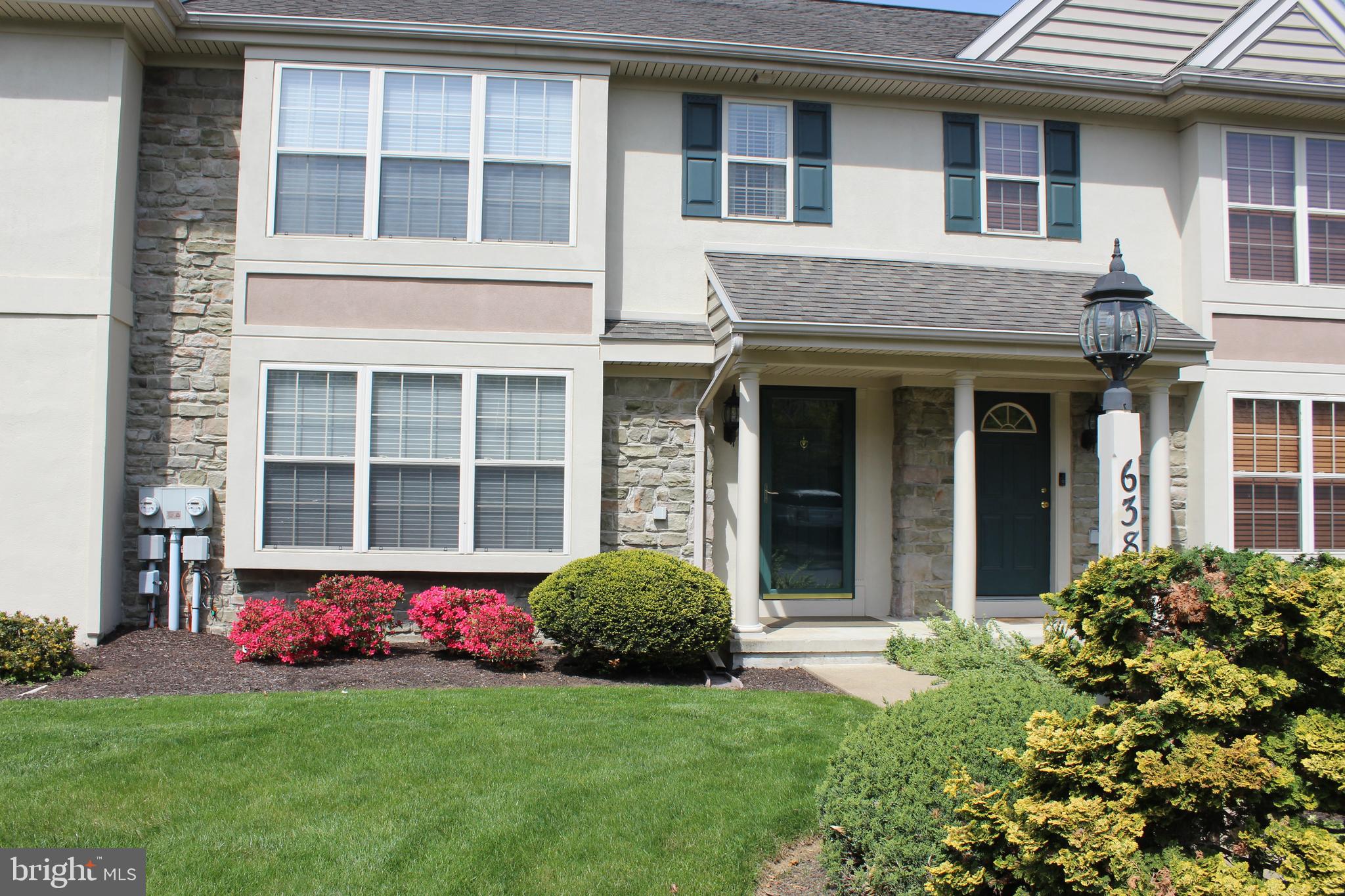 CHELSEA MANOR - Residential