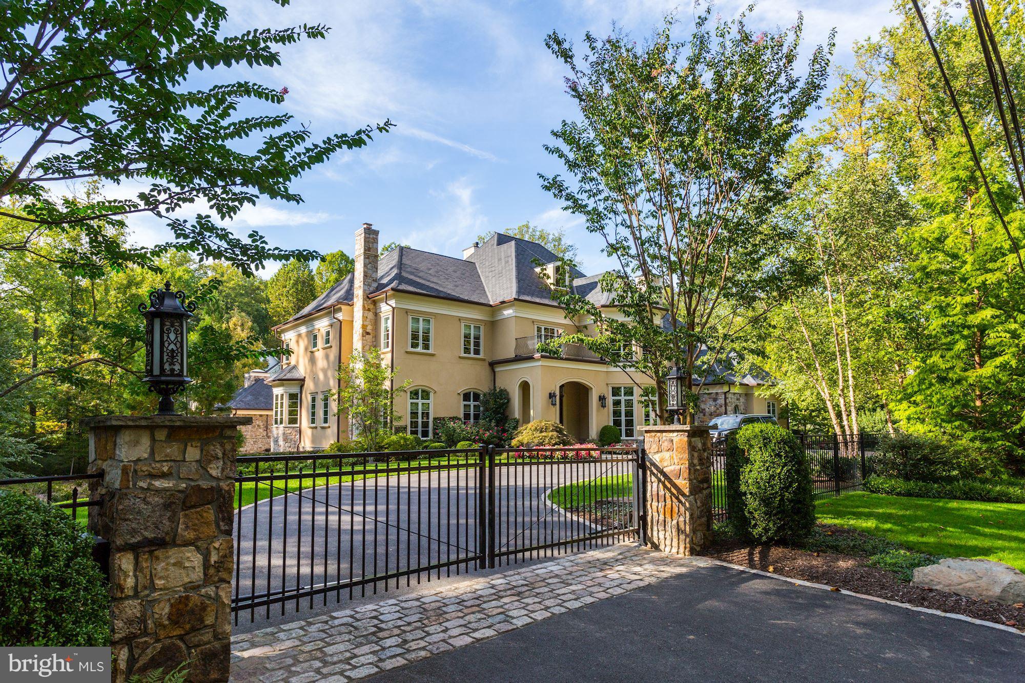 BRADLEY HILLS GROVE - Residential