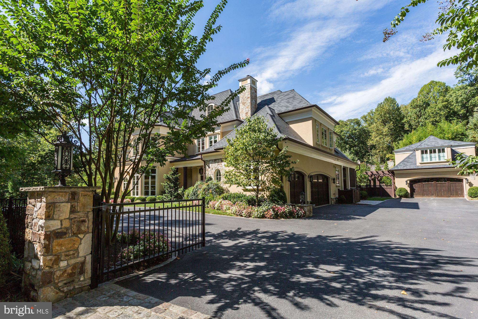 BRADLEY HILLS GROVE - Residential