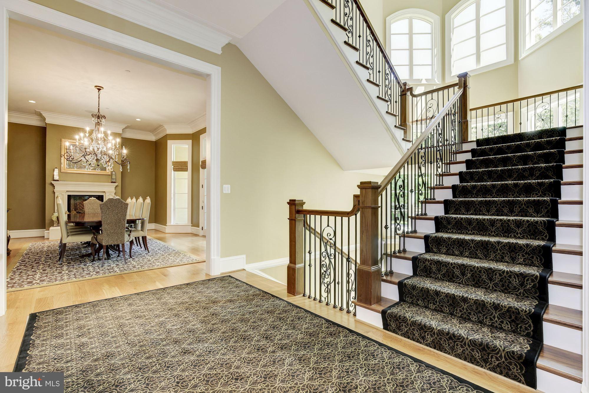 BRADLEY HILLS GROVE - Residential