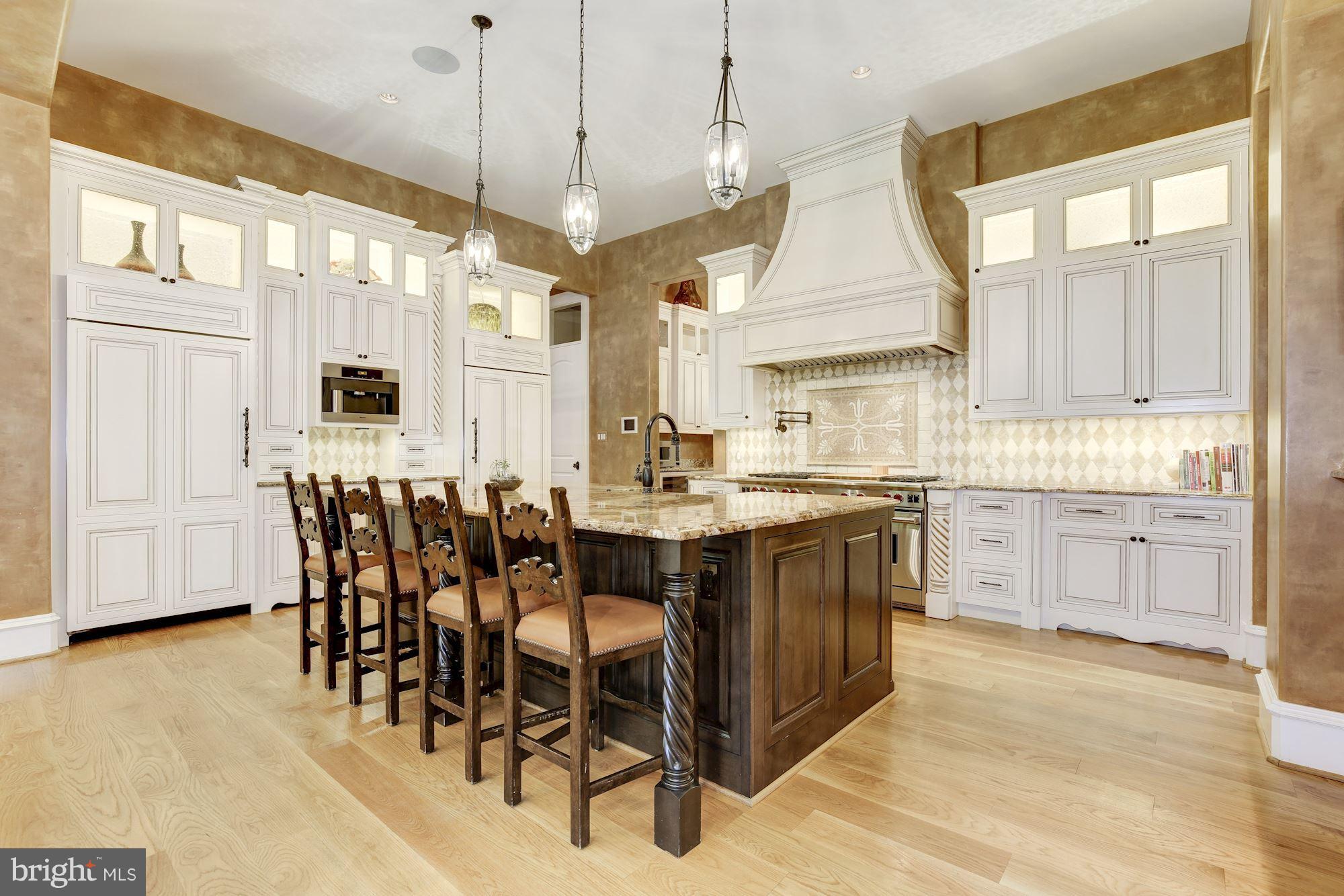 BRADLEY HILLS GROVE - Residential