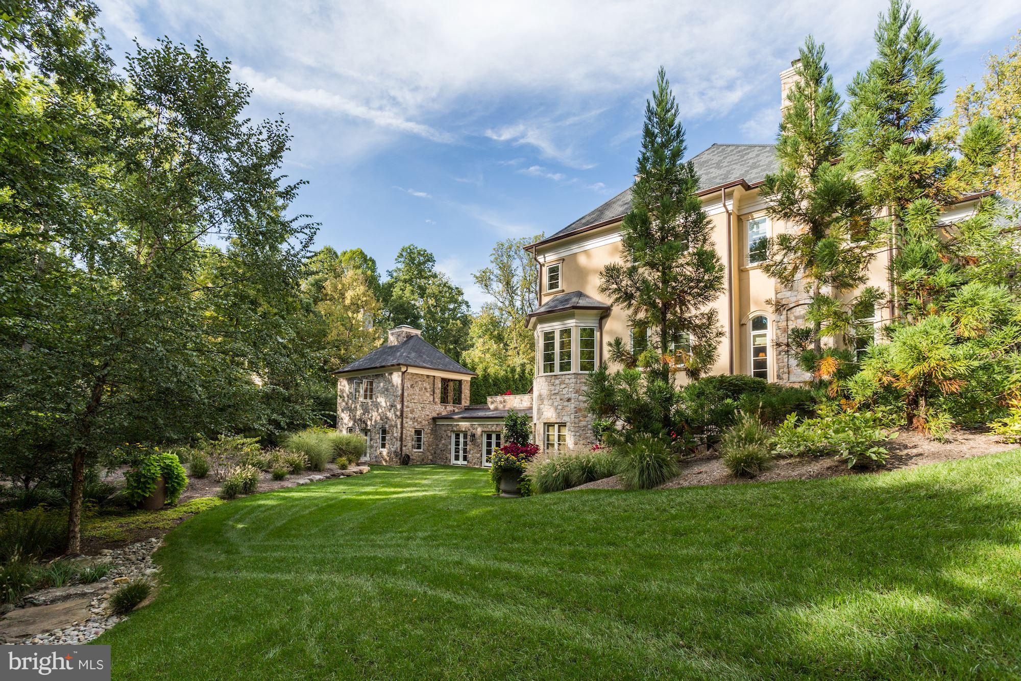 BRADLEY HILLS GROVE - Residential