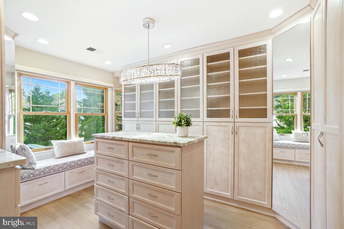 BEDFORDSHIRE - Residential