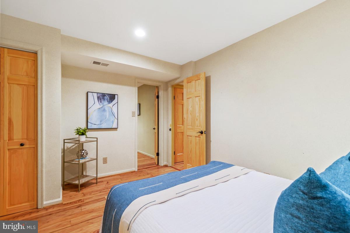 BEDFORDSHIRE - Residential