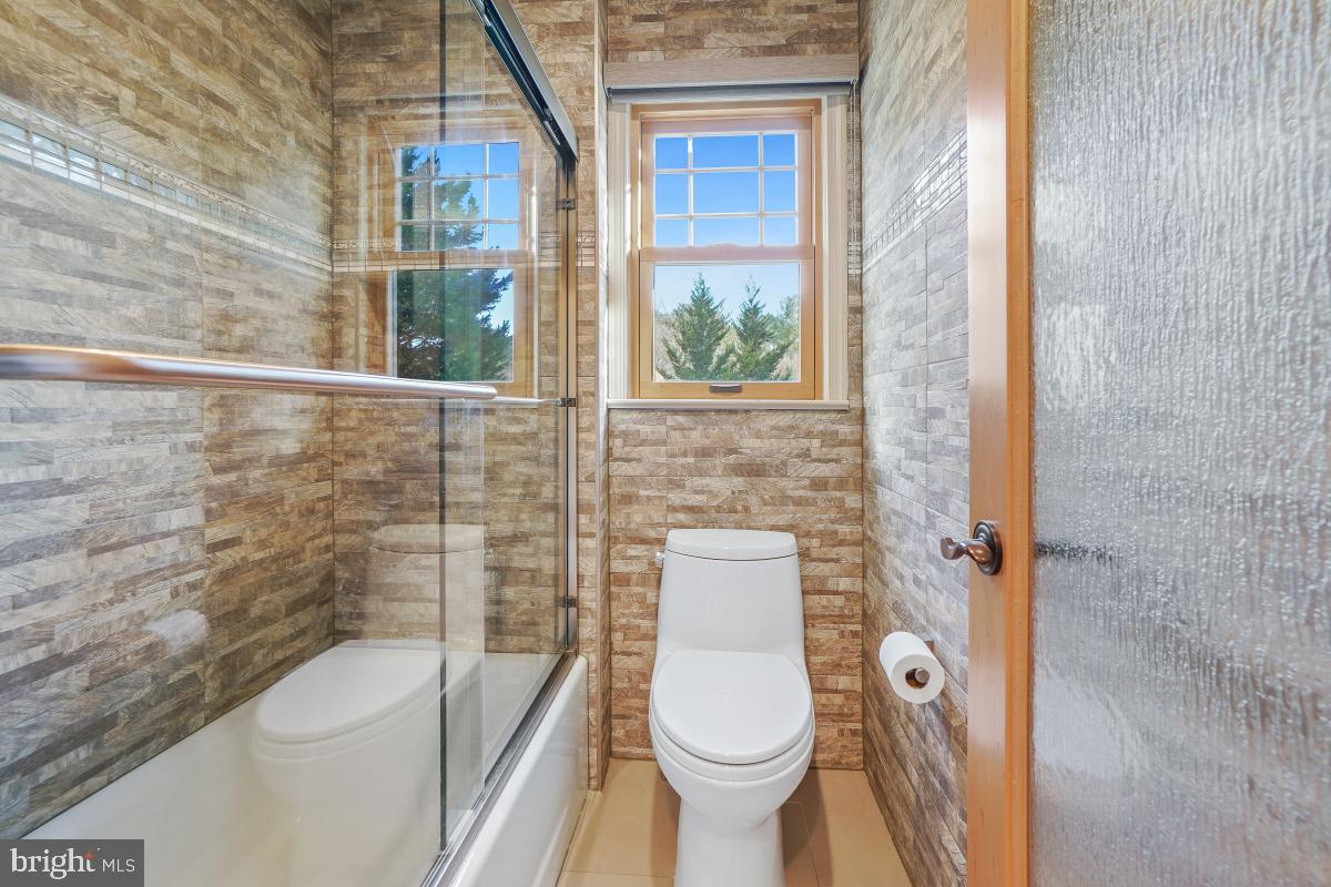 BEDFORDSHIRE - Residential