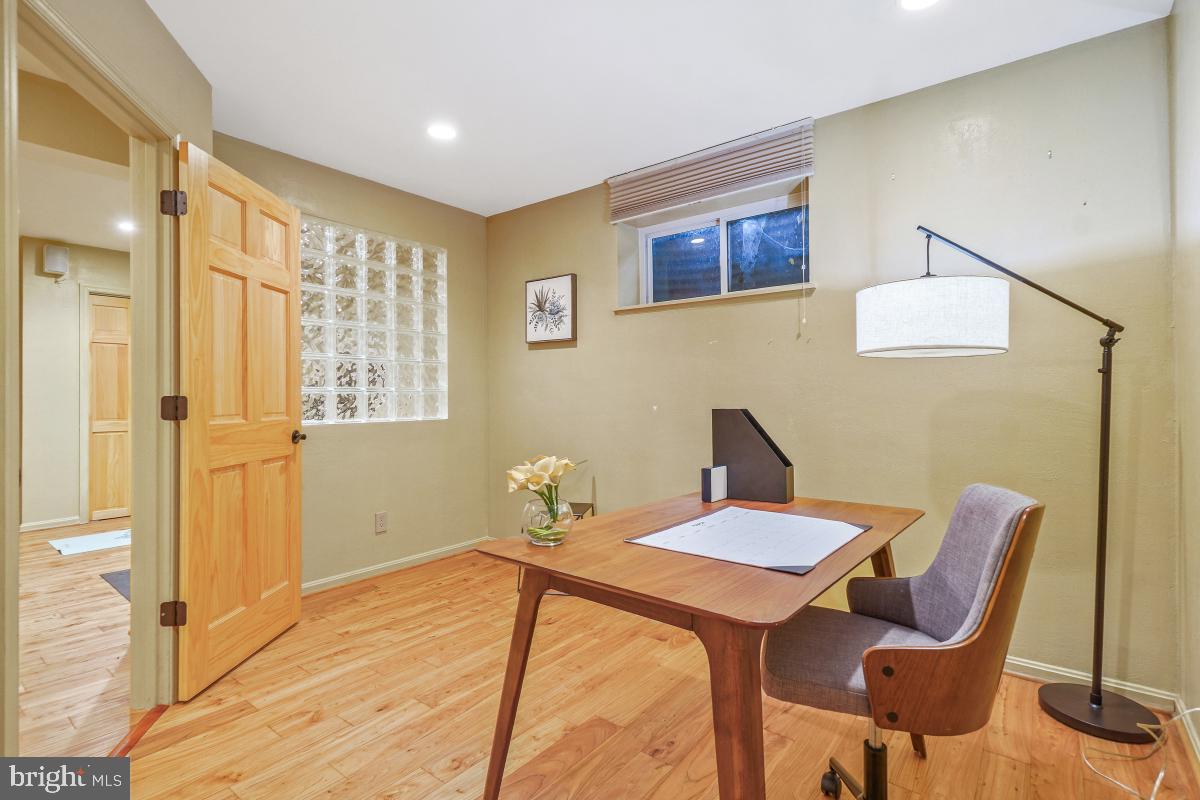 BEDFORDSHIRE - Residential